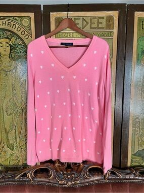 Tommy Hilfiger V-Neck Knit Sweater / Pullover - Pink with White Hearts - Cute!